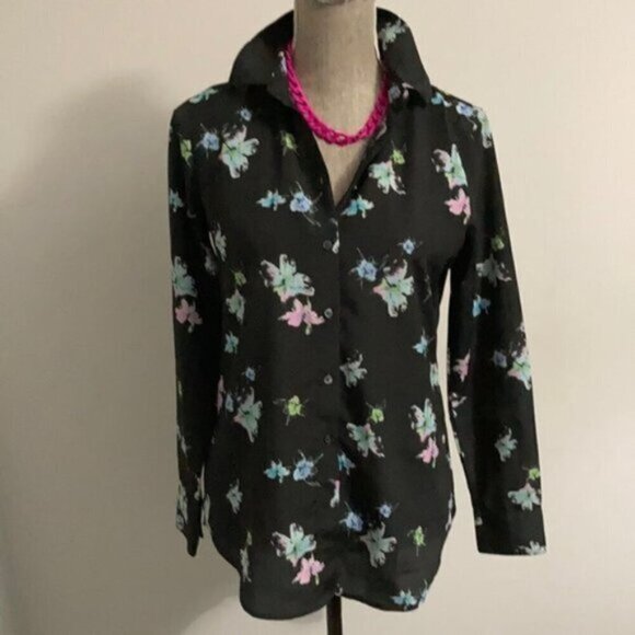 Banana Republic Black Floral Button Down Shirt - Picture 5 of 13